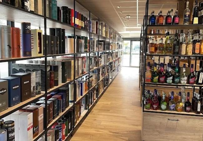 Les cocktails estivaux incontournables : Recettes et conseils d'un caviste spécialisé